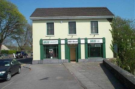 ennis.jpg